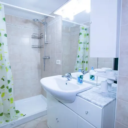 Il Girasole Apartment *